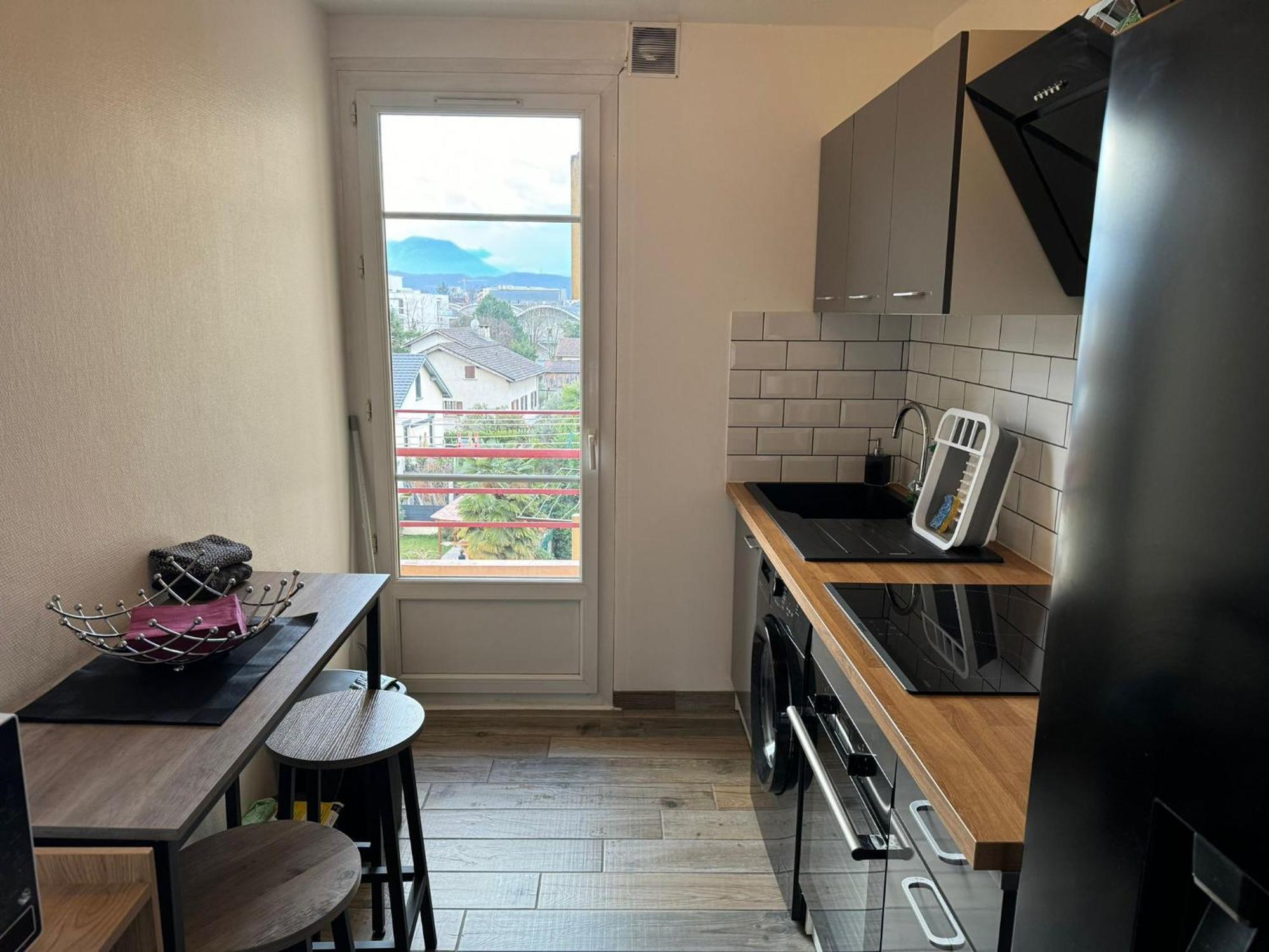 Appartement Proche Grenoble Centre Et Campus Saint-Martin-d'Heres Luaran gambar