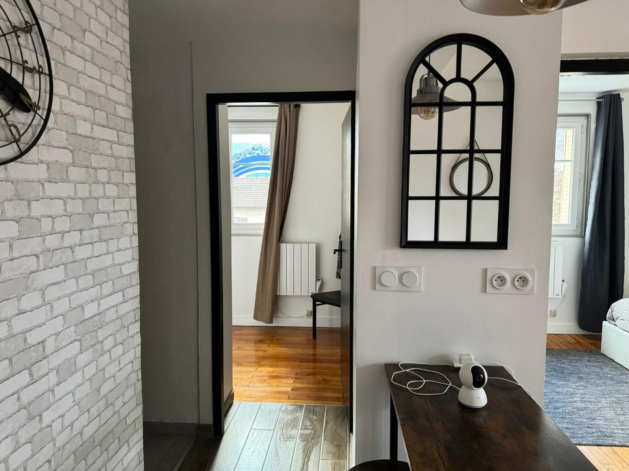 Appartement Proche Grenoble Centre Et Campus Saint-Martin-d'Heres Luaran gambar